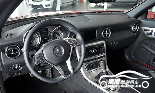 奔驰SLK200(跑车)-海南租车三亚租车自驾游用车 奔驰SLK200(跑车)-海南租车三亚租车自驾游用车